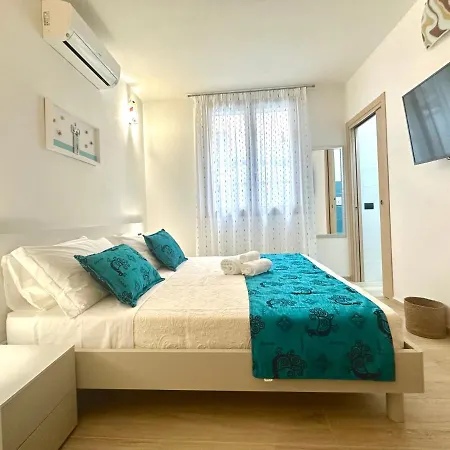Casa de hóspedes Acquamarina Iun R2970 *