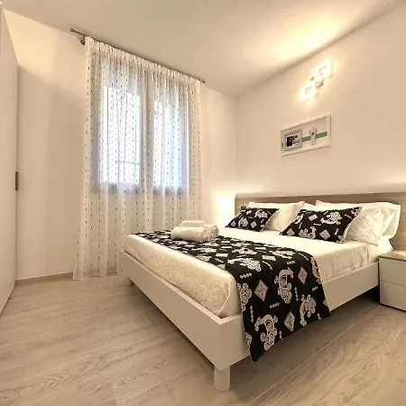 Acquamarina Iun R2970 * Bosa