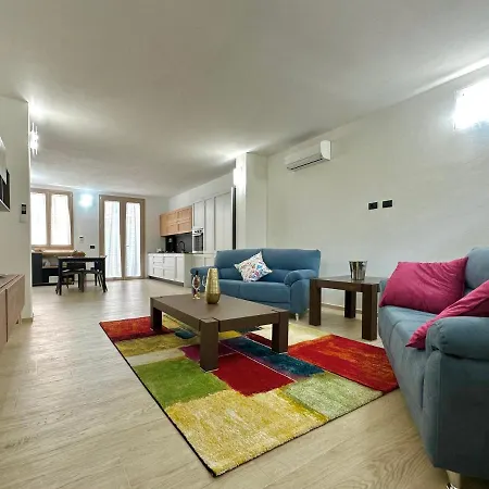Acquamarina Iun R2970 Pensionat Bosa